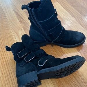Vintage Foundry Black Suede Boots